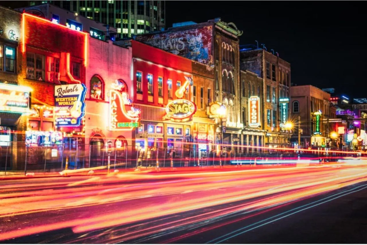 Cozy Getaway Mins To Downtown, Broadway Airport Villa Nashville United States